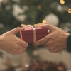 여친 크리스마스 선물로 마스크팩 산 남자… “성의 없어” vs “가난 조롱” [넷만세]