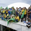브라질 ‘노란옷’ 극우 수천명, 의회·대통령궁 난입해 “대선 불복”