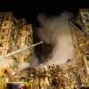 러시아, 우크라 기반시설 새해 첫 공격 9층 아파트 붕괴