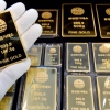 글로벌 은행 부실에 금값 ‘역대 최고’… “美긴축 완화 땐 더 오를 것”