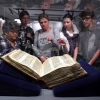 가장 오래된 히브리어 성경책 ‘코덱스 사순’ 경매 앞두고 일반 공개