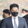 ‘미공개 정보 이용·횡령’ 김용빈 대우조선해양건설 회장 구속