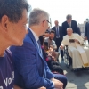 1만㎞ 달린 ‘평화 마라토너’ 강명구씨 교황께 ‘판문점 성탄 미사’ 청원
