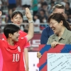 벨호 월드컵 ‘16강 열쇠’ 지소연·조소현 호흡에 달렸다