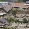 日 남서부 폭우… 주택 삼킨 산사태