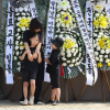 양천구 초등교사 죽음에 추모 발길…학교, 사건 은폐 정황