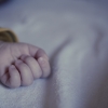 2개월 아기 온몸 골절 사망…‘오리발’ 아빠 구속
