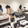 롯데백화점, 로봇 청소기 ‘로보락’ 공식 매장 오픈