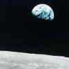 [메멘토 모리] 인류 최초 달 탐사 지휘 ‘Earthrise’ 목격한 프랭크 보먼