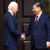 바이든, 시진핑과 돌아서자마자 “독재자” 돌발 발언