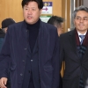 ‘이재명 측근’ 김용, 징역 5년 법정구속…유동규는 무죄