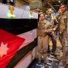 드레스 대신 군복…요르단 공주, 가자지구 의료품 공수작전 참여