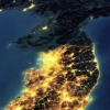 머스크 “쪼개진 한반도 70년후” 위성사진 공개…北 암흑 南 불야성