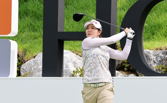 임진희, LPGA 파운더스컵 첫날 1타차 3위…윤이나 공동 72위