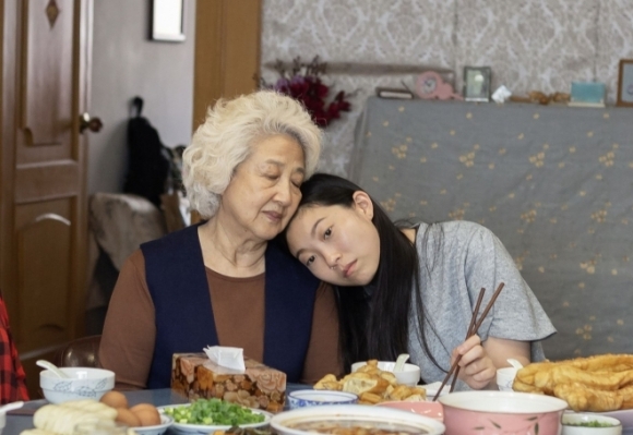 아파도 오지 않는 자식들…中 할머니, 반려동물에 ‘37억’ 상속