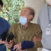 “대통령 만나러 왔다” 경찰 찌른 70대 징역 4년