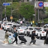 서울 어린이대공원 찾은 시민들