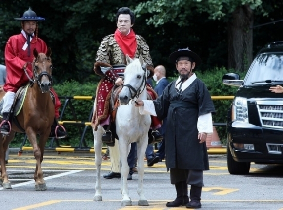 상담 핑계로 ‘신도 성추행’ 혐의 허경영… 이달 경찰 소환