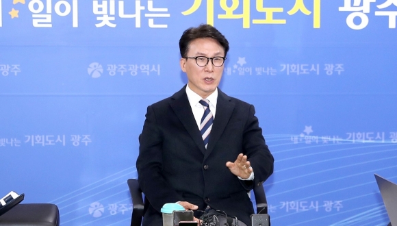 김민석 민주당 최고위원 “이재명 대표, 2개의 작은 산 넘었다”