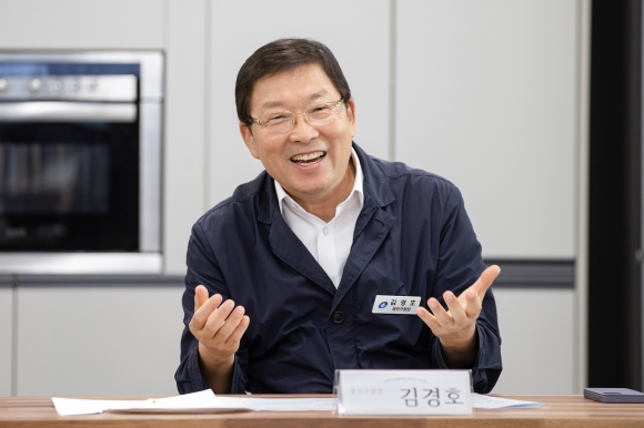 광진구민 “쓰레기 주6일 수거, 김경호 청장 참 잘했어요”