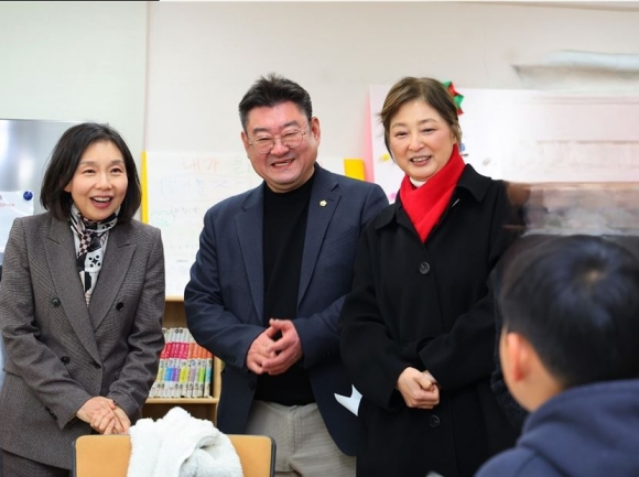 최유희 서울시의원 “아이들 통학로 확보 시급…한남초 통학로 안전 대책에 총력”