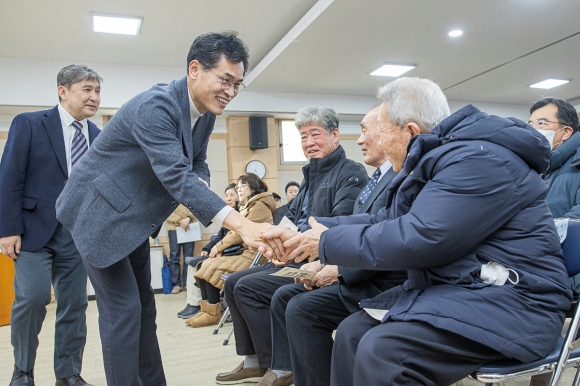 ‘즉문즉설’로 푼다… 양천구 동 업무보고회