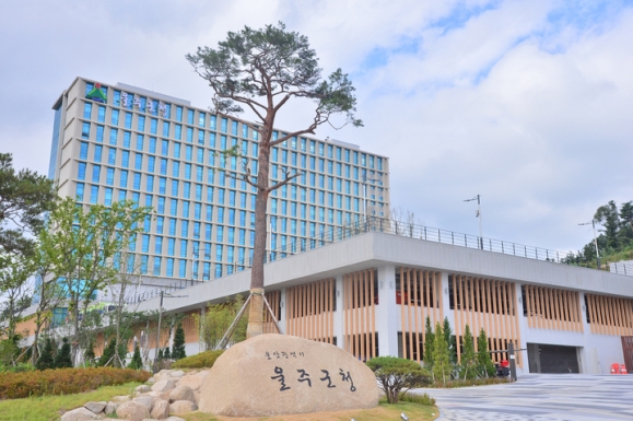 울산 울주군, AI 스피커로 혼자사는 노인 고독사 예방