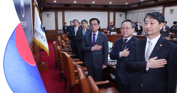 崔대행 ‘고교무상교육 국비지원 연장’ 거부권