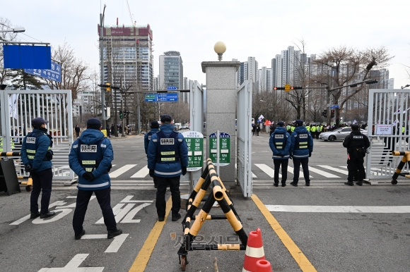 공수처, 尹 체포적부심 자료 법원에 제출…‘48시간’ 기한 미뤄져