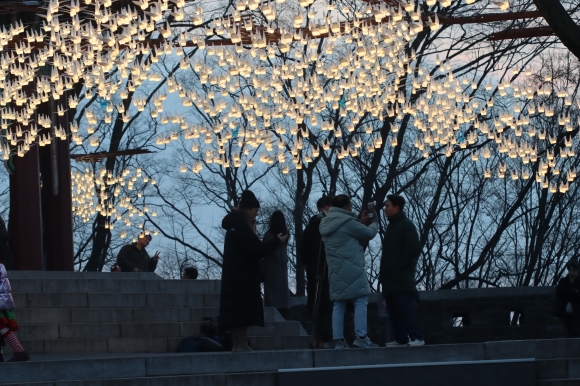 설 연휴엔 남산에서 ‘빛의 연하장’ 써보세요