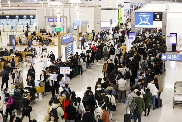 “임시공휴일이 뭐죠”…황금연휴에 한숨쉬는 사람들