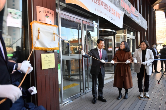 혁신은 도입, 규제는 완화… 송파 ‘인 앤 아웃’ 3대 중점 과제 추진