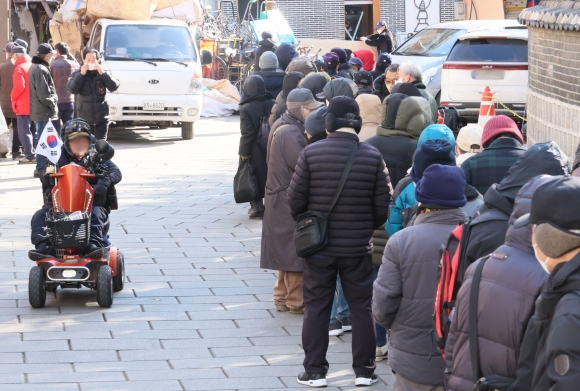 정부, 노인연령 상향 논의 본격화…“시대적 요구”