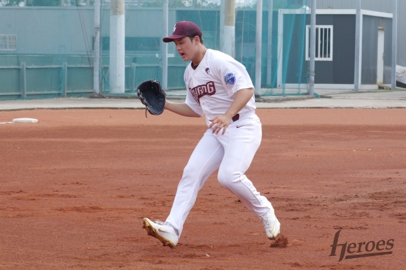 KBO 씹어먹겠다… 벌써 입맛 다시는 신인투수 4인방