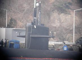 미국의 핵추진잠수함 SSN-688호가 지난 16일…