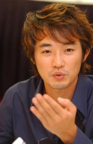안재욱