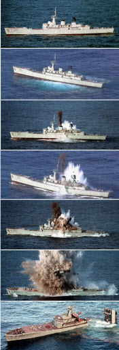 9천t급 구축함 두동강나는 실험모습        (대전=연합뉴스) 정윤덕 기자 = 300㎏ 폭약의 어뢰를 9천t급 구축함 2∼3ｍ 아래서 폭발시켜 구축함을 두동강내는 실험 모습. 1999년 6월 15일 호주에서 진행된 이 실험 당시 어뢰 폭발에서 구축함이 두동강날 때까지 5초 가량밖에 걸리지 않았다.