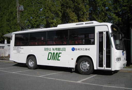 한국가스공사가 개발 중인 차세대 청정에너지인 DME를 연료로 한 저탄소 버스. 한국가스공사 제공