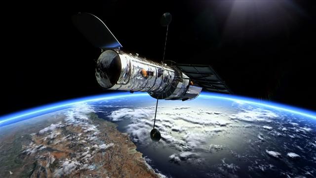 1990년 미국이 쏘아올린 허블우주망원경. 선명한 우주사진을 전송해 와 우주의 비밀을 밝히는 데 큰 도움이 됐다. 2013년쯤 교체될 예정이다. 