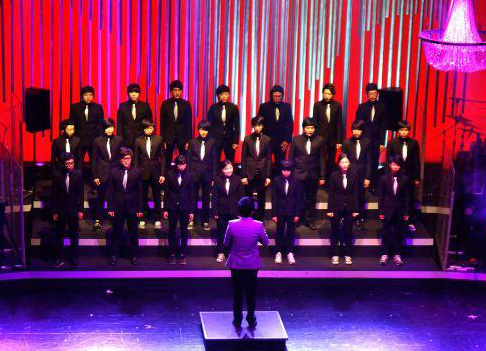 지난해 12월 3일 서울 국립극장 달오름극장에서 공연을 가진 북공삘하모니 합창단이 노래를 부르고 있다.  서울북공고 제공