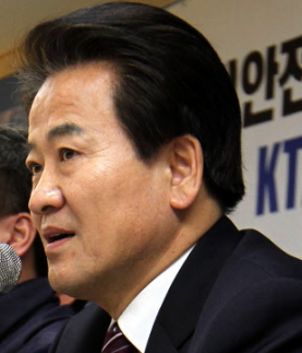 정동영 민주통합당 상임고문