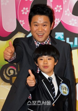 SBS ‘스타주니어쇼-붕어빵’에서 엉뚱부자로 사랑받은 방송인 김구라(위)와 아들 동현군. <br>이주상기자 rainbow@sportsseoul.com