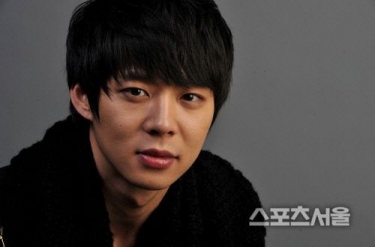 박유천