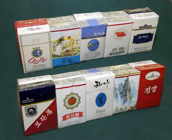 북한에서 생산되는 담배들 서울신문 포토라이브러리