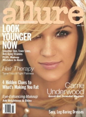 ‘아메리칸 아이돌’ 출신 가수 캐리 언더우드가 12세 소년의 요청에 따라 키스를 선물했다.<br>얼루어 표지