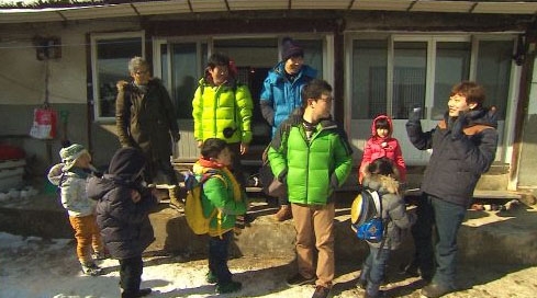 MBC ‘일밤-아빠! 어디가?’가 시골에서 펼쳐지는 다섯 아빠와 아이의 꾸밈없는 모습으로 시청자들의 마음을 사로잡고있다. 제공|MBC