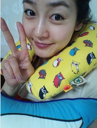 성유리가 굴욕없는 민낯 셀카를 공개했다.