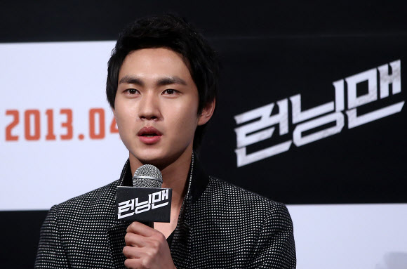 26일 오후 서울 왕십리 CGV에서 열린 영화 ‘런닝맨’(감독 조동오) 언론시사회에서 배우 이민호가 간담회를 갖고 있다. 연합뉴스