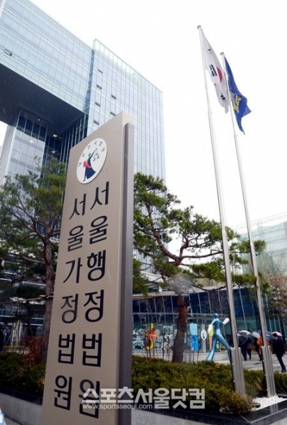 23일 오후 서초구 서울가정법원에서 류시원과 아내 조 모씨의 이혼조정이 열렸으나 불성립되며 재판으로 이어지게 됐다.<br>노시훈 기자