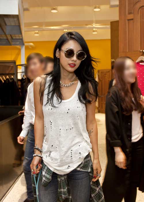 가수 이효리 디마코 제공